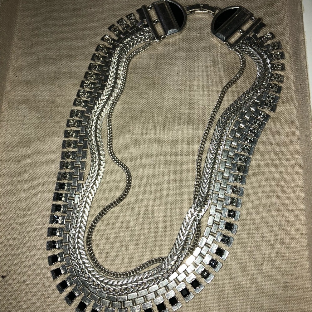 Stella & Dot Electra necklace